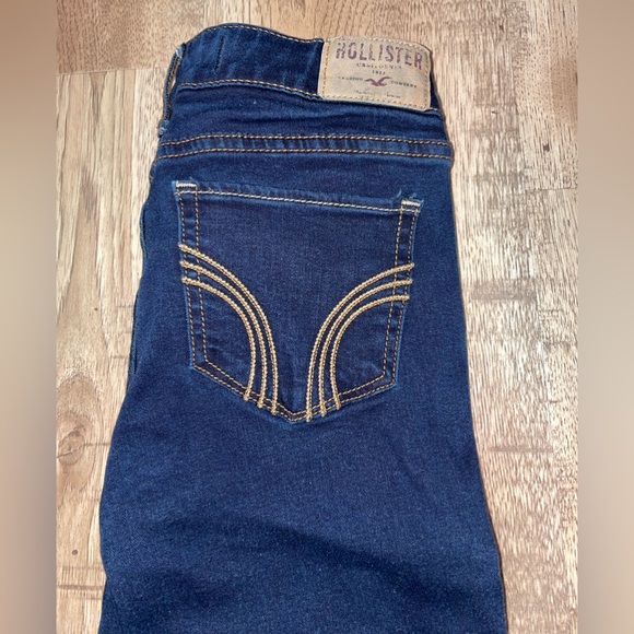 Vintage Hollister Low Waist Straight Cut Dark Wash Jeans - Picture 3 of 4